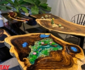 Cẩm nang chọn bàn gỗ me tây nguyên tấm phù hợp với không gian sống